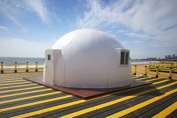 Floating Mars <a href=https://www.marsdomehouse.com/ target='_blank'>dome house</a>01.jpg